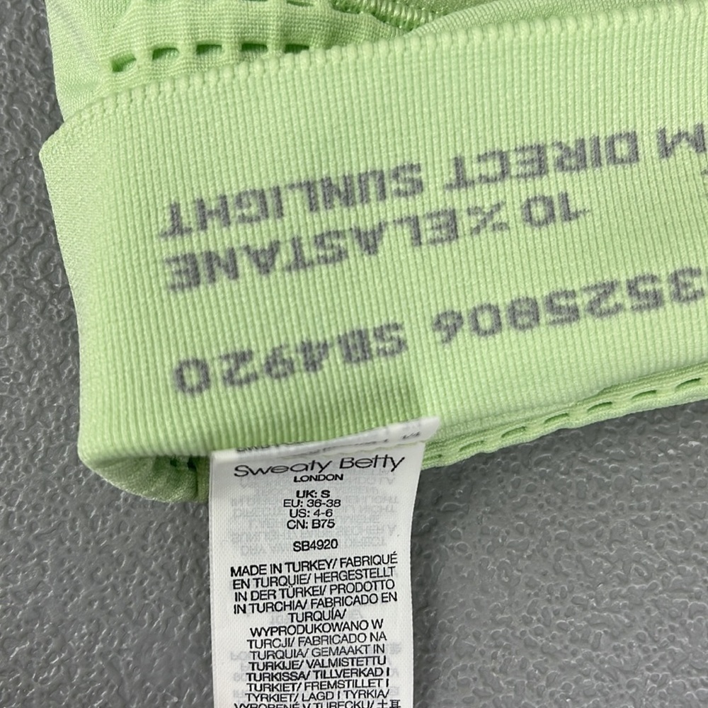 Sweaty Betty Stamina Workout Bra. Utopia Green. Size 4-6. - Picture 8 of 8